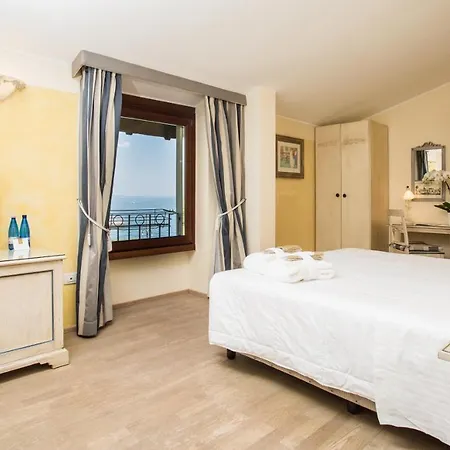 D'oro - Charme&boutique Hotel Salò