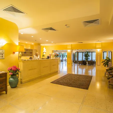 Hotel D'oro - Charme & Boutique - Garda Collection 4*